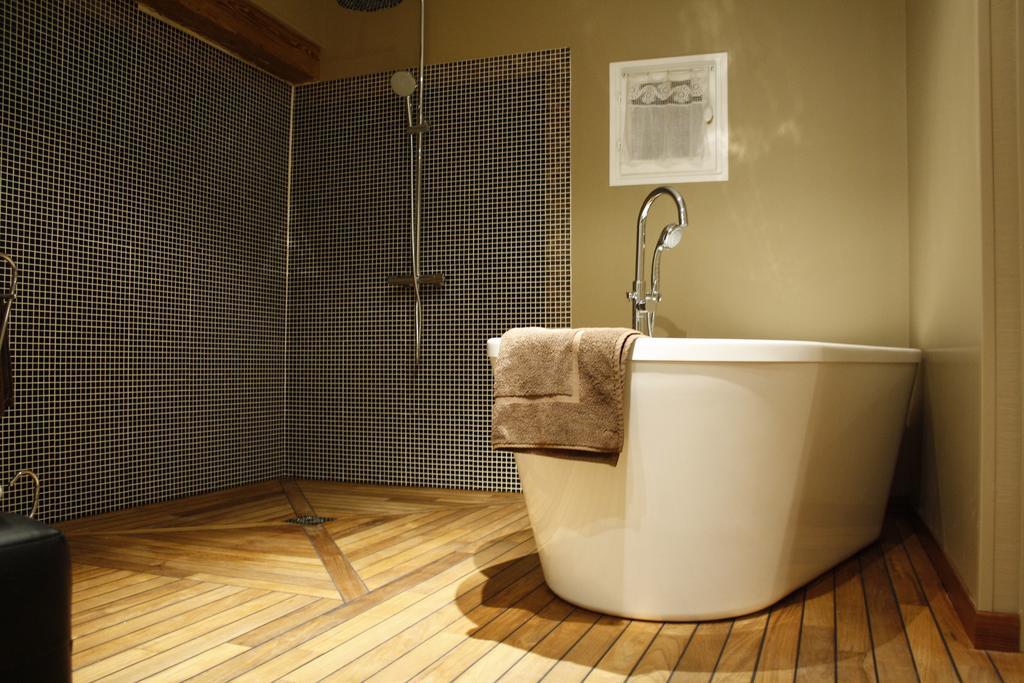 Le Bonheur A La Campagne Bed & Breakfast Lesmont Стая снимка