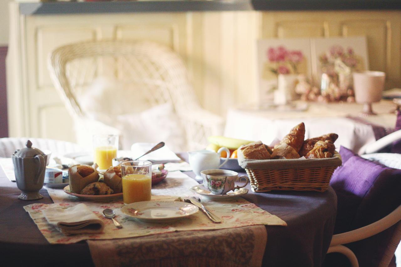 Le Bonheur A La Campagne Bed & Breakfast Lesmont Екстериор снимка