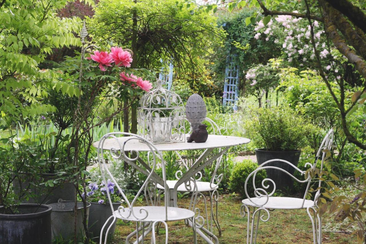 Le Bonheur A La Campagne Bed & Breakfast Lesmont Екстериор снимка